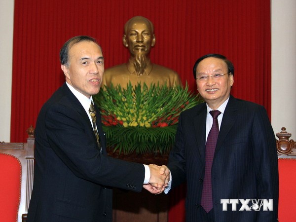 Профессор Ёсида Козо: Япония продолжит помогать Вьетнаму в подготовке кадров